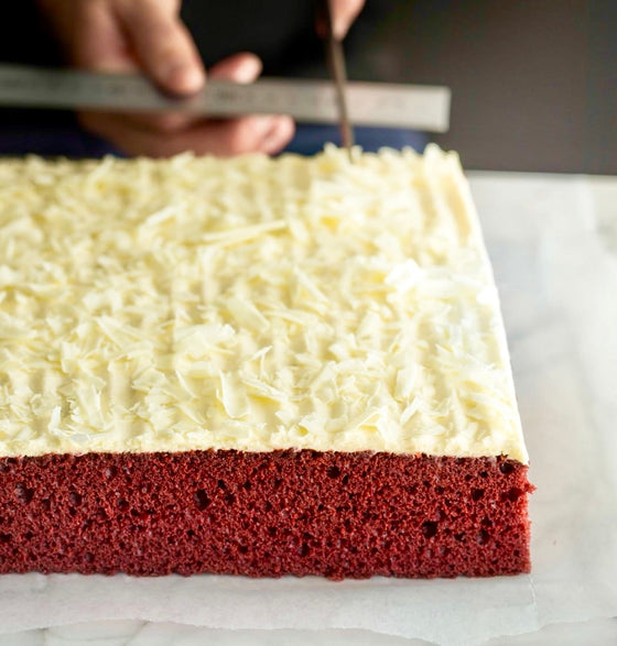 Goofy - Red Velvet Iced Slab 3.1kg, vegetarian friendly